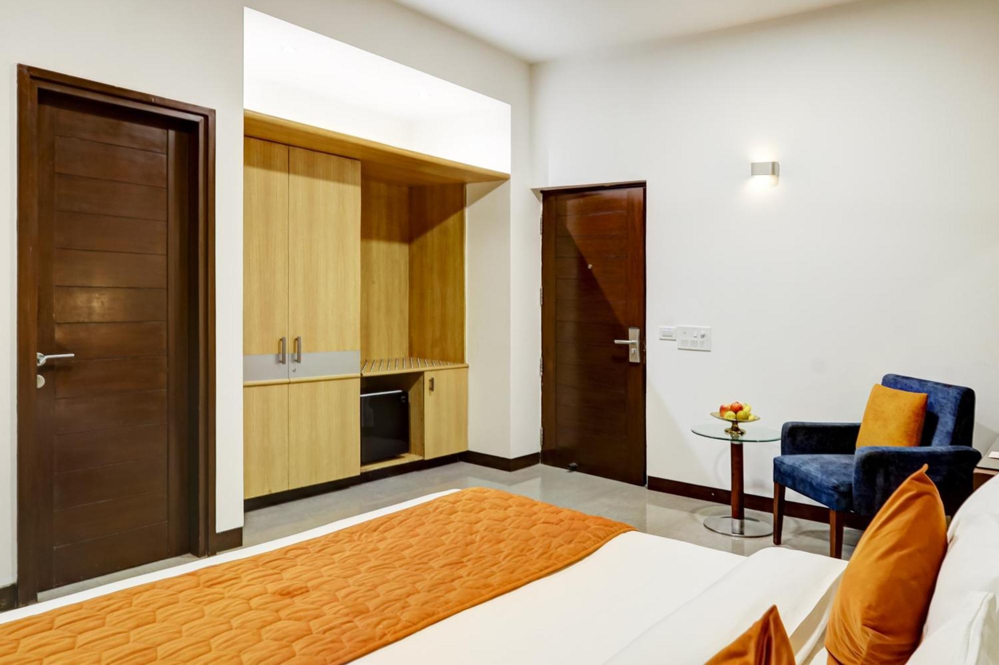 Hotel 91 Golf Course Road Gurgaon Exterior foto
