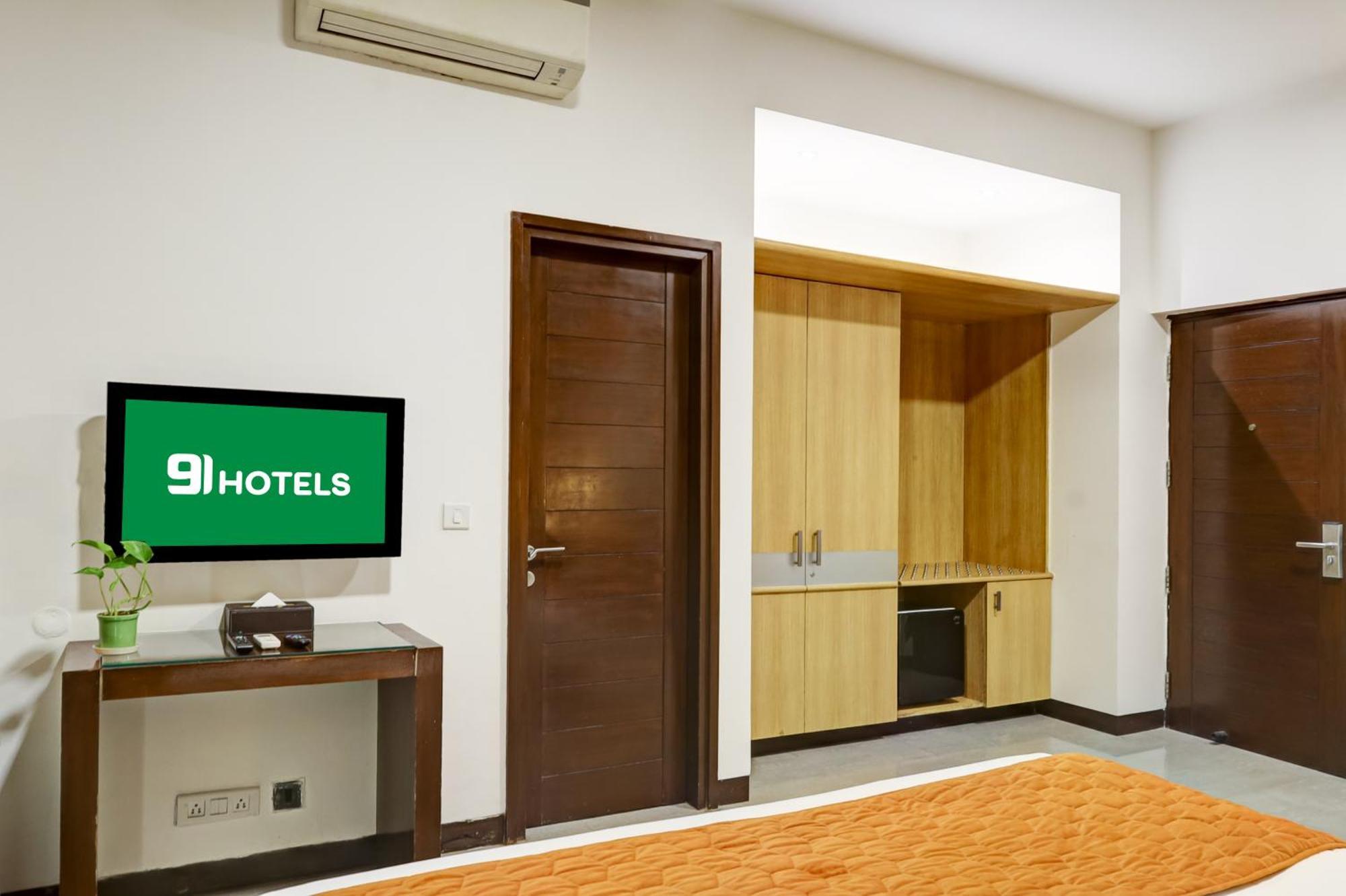 Hotel 91 Golf Course Road Gurgaon Exterior foto