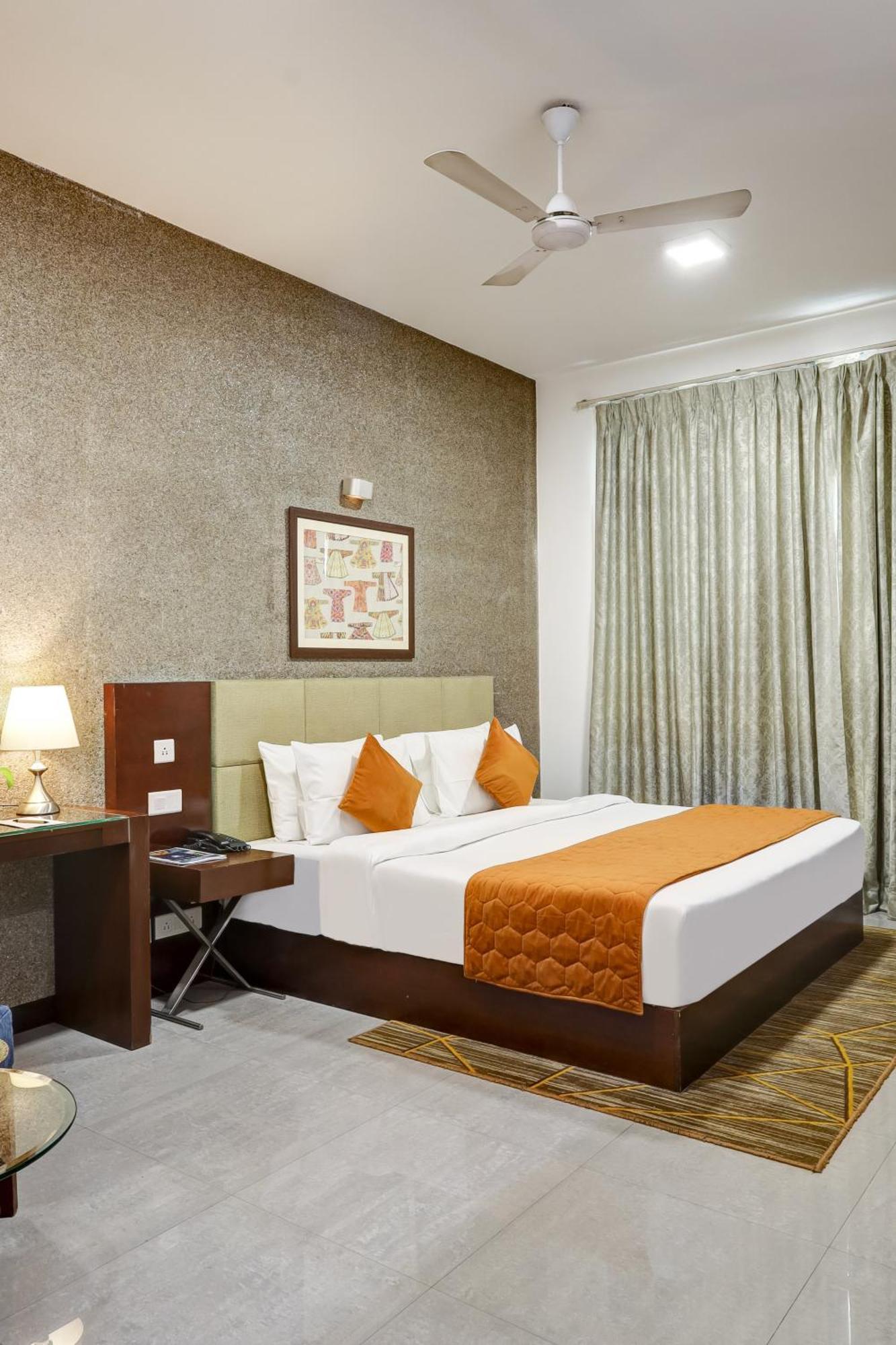 Hotel 91 Golf Course Road Gurgaon Exterior foto