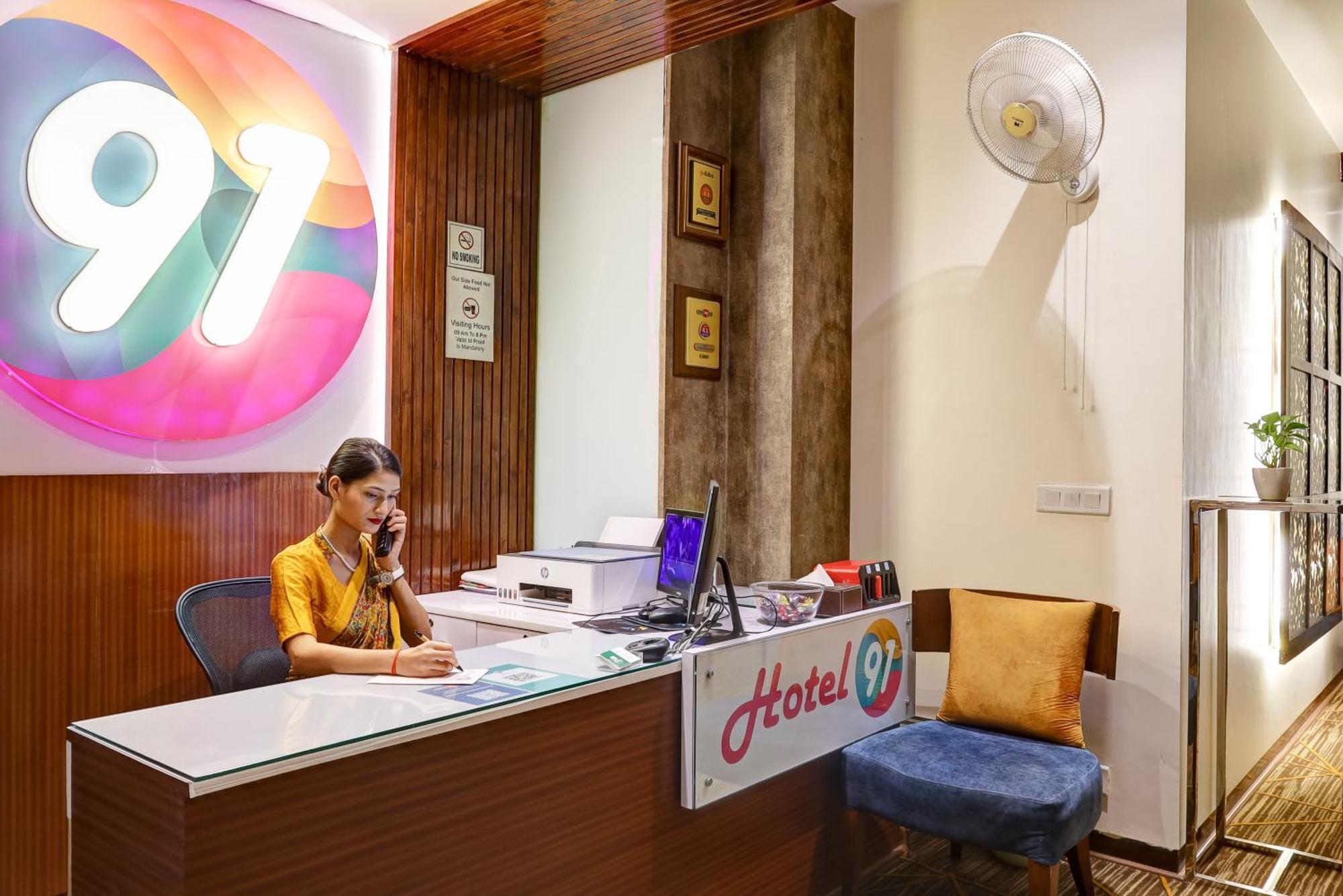 Hotel 91 Golf Course Road Gurgaon Exterior foto